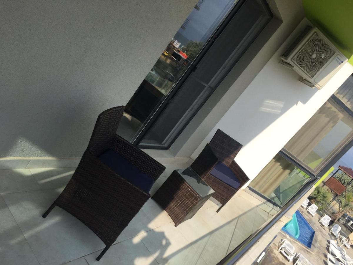 Umi Apartment Alezzi Resort Năvodari Kültér fotó
