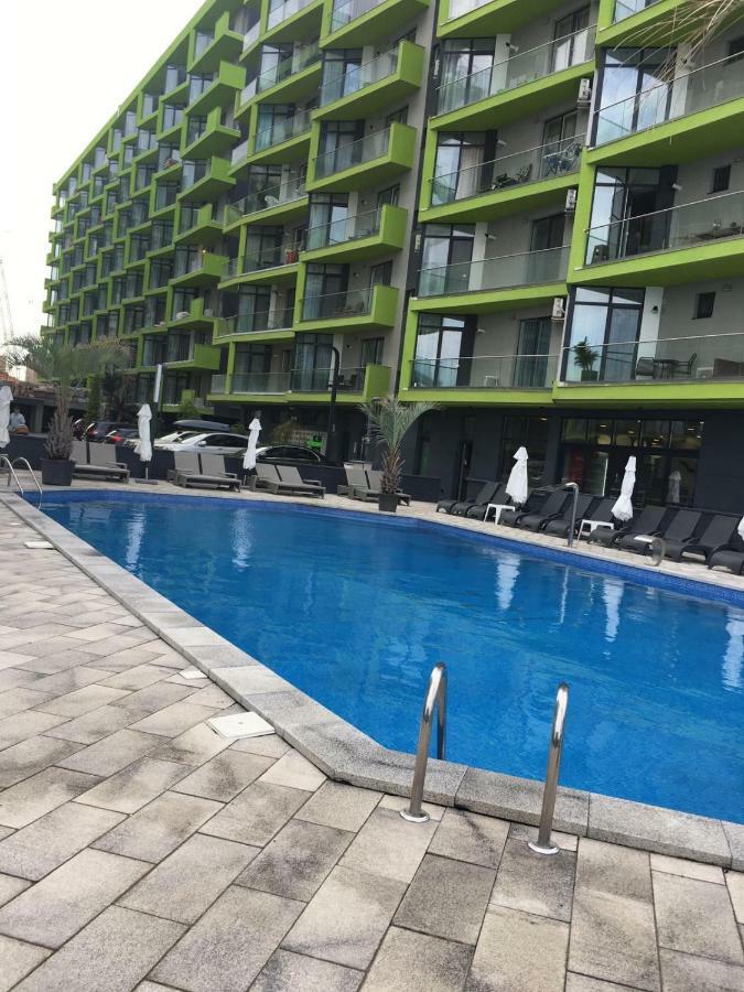 Umi Apartment Alezzi Resort Năvodari Kültér fotó