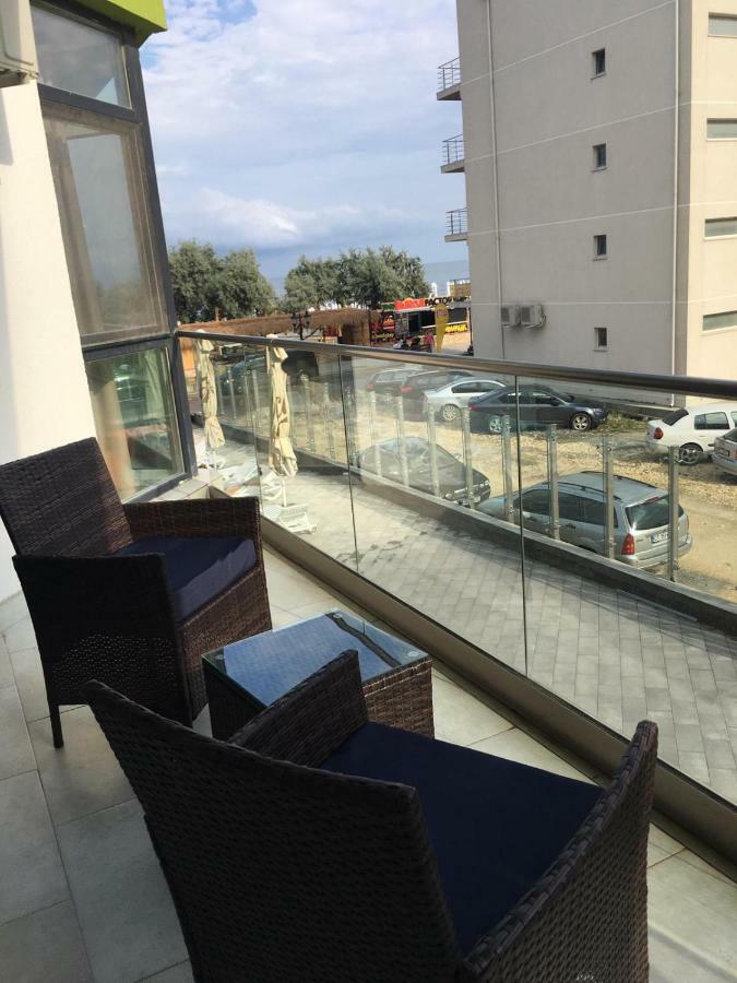 Umi Apartment Alezzi Resort Năvodari Kültér fotó