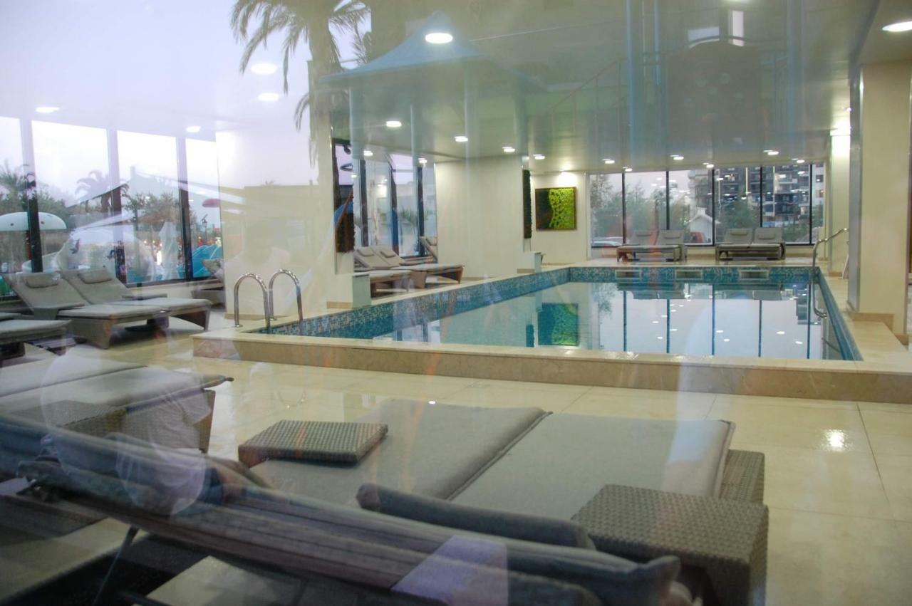 Umi Apartment Alezzi Resort Năvodari Kültér fotó
