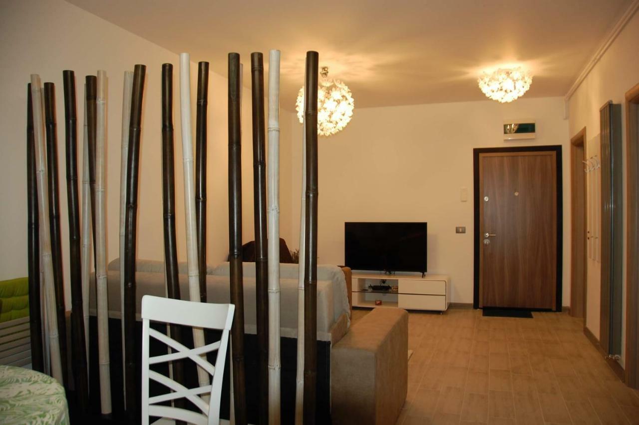 Umi Apartment Alezzi Resort Năvodari Kültér fotó